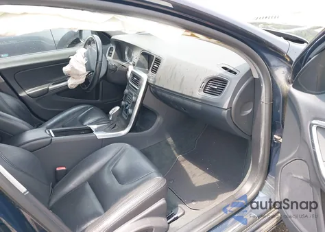 2013 Volvo S60 T5/T5 Platinum/T5 Premier/T5 Premier Plus from USA, damaged, VIN YV1612FS4D2229331